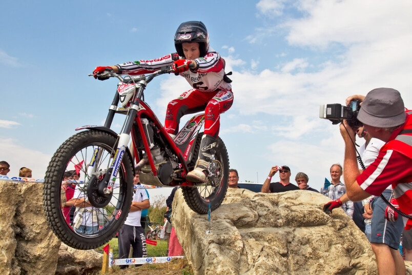 Moto tirāla mērķis – pārvarēt trasi ierobežotā laikā un iespējami mazu kāju saskari ar zemi, saņemot pēc iespējas mazāk soda punktus. 