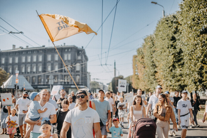 Pēc gājiena dalībniekus gaida krāšņi svētki dienas garumā.