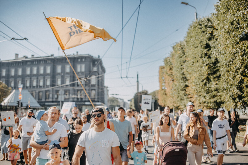 Pēc gājiena dalībniekus gaida krāšņi svētki dienas garumā.