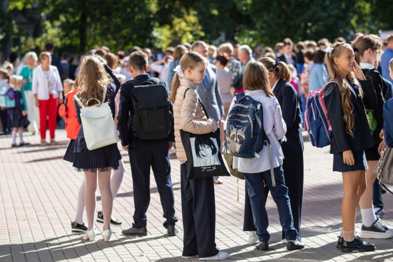 Vispārējā izglītībā mācību procesu pašvaldību, privātajās un speciālās izglītības iestādēs skolēniem nodrošinās  26 222 pedagogi.