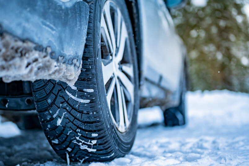 No 1. decembra līdz 1. martam automobiļiem jābūt aprīkotiem ar ziemas riepām.