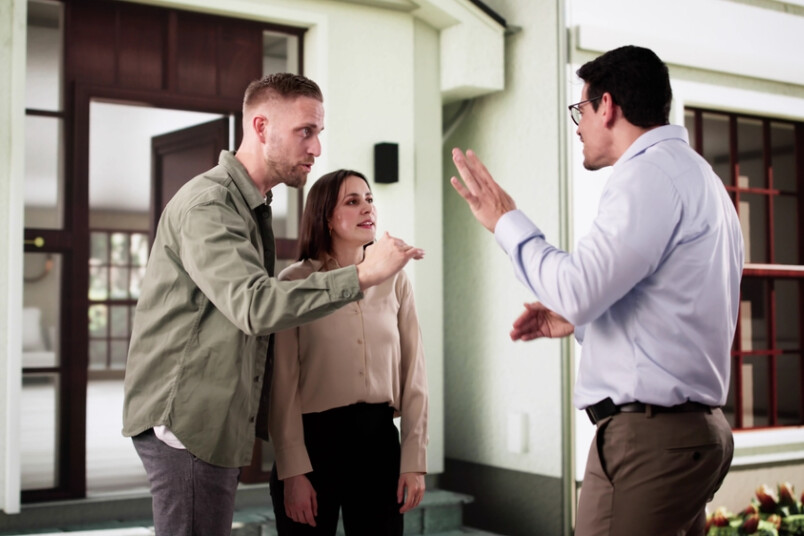 Saspringtas attiecības ar kaimiņiem