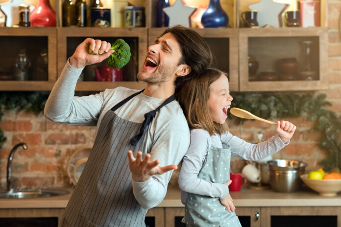 Daudzi vīrieši jebkādu sākotnējo diskomfortu mēdz piedēvēt, piemēram, nogurumam un kādu laiku to ignorēt.