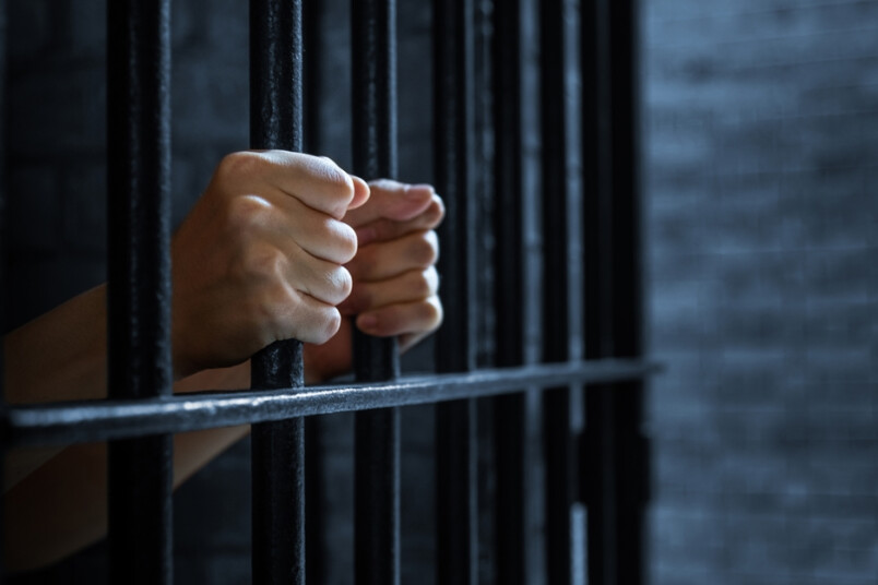 Par iespējamu seksuālu vardarbību Tukumā aiztur pedagogu.