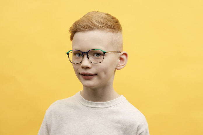 Redzes problēmas ne vienmēr ir viegli piefiksējamas, it īpaši tad, ja netiek izrādītas nekādas sūdzības, tieši tāpēc regulāra redzes pārbaude bērniem ir tik nozīmīga.