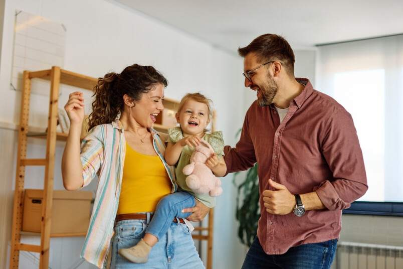 No nākamā gada pieaugs pabalsti ģimenēm ar bērniem