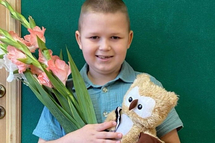 Palīdzēsim sešgadīgajam rīdziniekam Ričardam savākt līdzekļus, lai apmaksātu īpašo terapiju – lai puisis sāktu runāt.