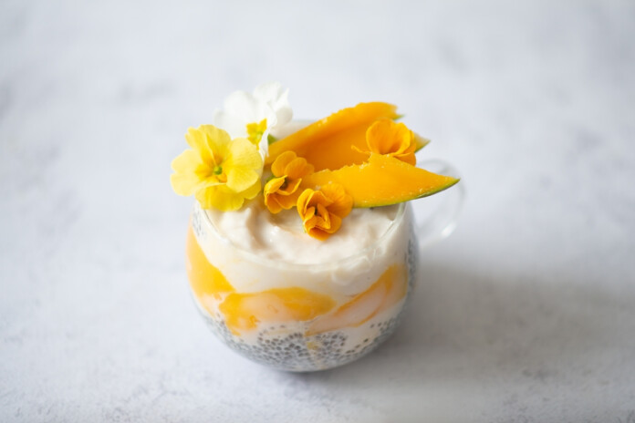 Čia sēklu un mango pudiņš