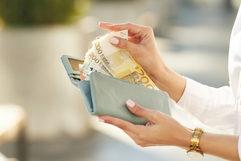 Kā iemācīties ietaupīt