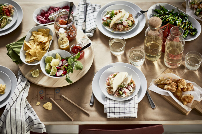 Teju katram trešajam Latvijā vismazāk patīk virtuves uzkopšana.