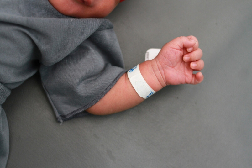 Iedvesma bēbīša vārdam – 2025. gada populārākie zēnu un meiteņu vārdi ASV