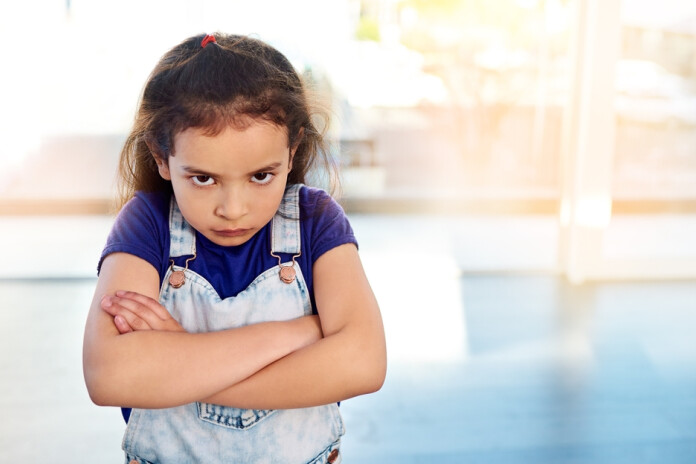 Kā bērns no vacākiem aizgūst sliktos ieradumus
