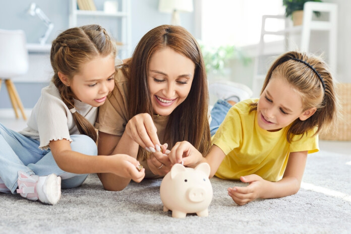 Cik maksā izaudzināt bērnu Latvijā?