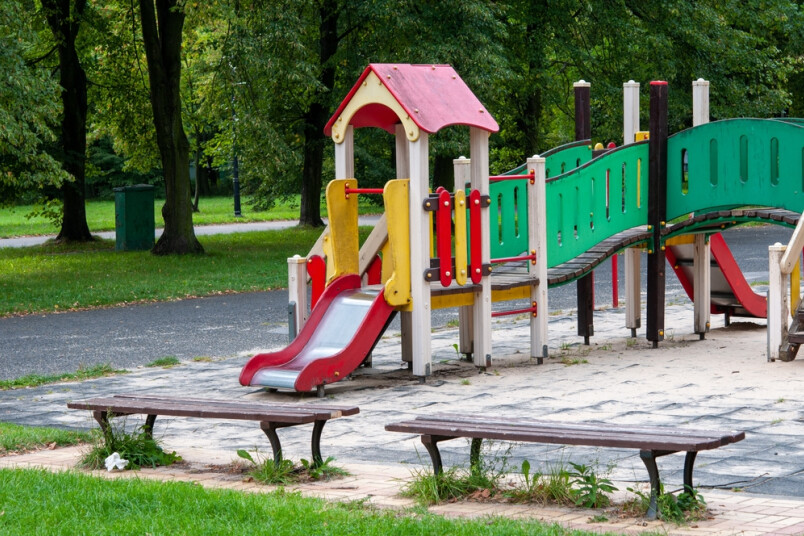 Dzīšanās pēc ekonomiskā izdevīguma nedrīkst notikt uz bērnu labbūtības un vecāku brīvās izvēlēs rēķina