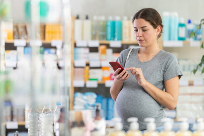Grūtniecēm un sievietēm dzemdību un pēcdzemdību periodā tiks nodrošināta pilna – 100 % – nepieciešamo medikamentu kompensācija.