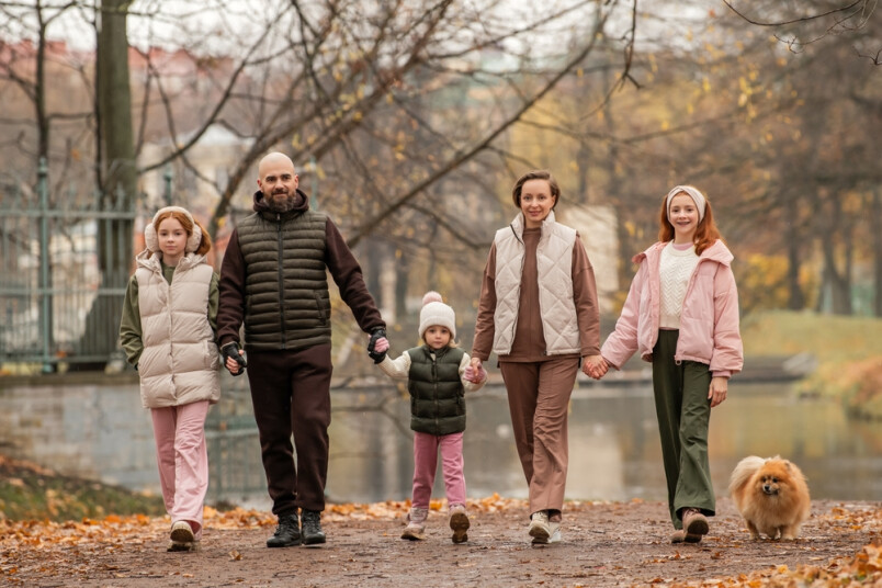 Sākts darbs, lai paplašinātu Goda ģimeņu valsts atbalsta programmas saņēmēju loku.