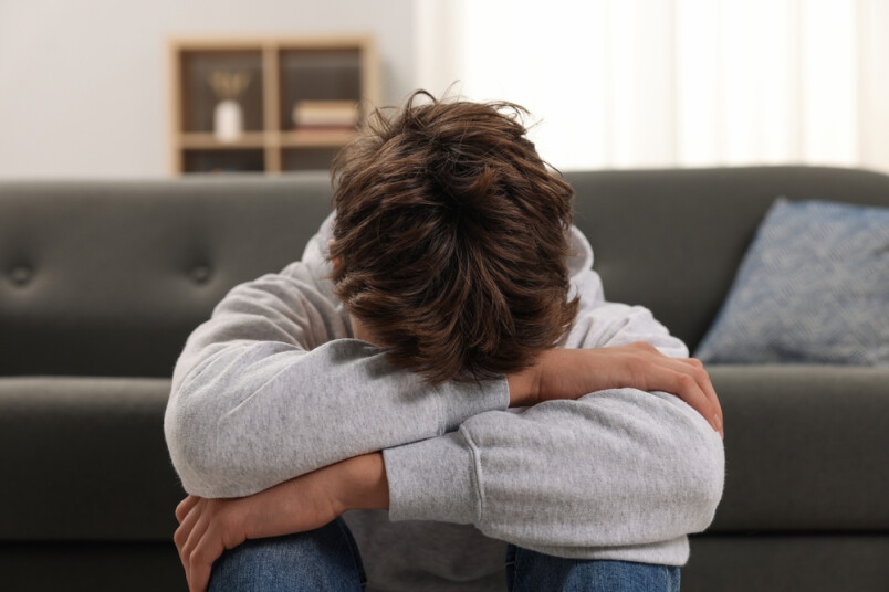 Mentori palīdzēs bērniem ar uzvedības un atkarību problēmām