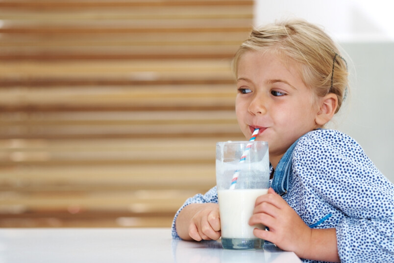 Izsludināta papildus pieteikšanās programma Piens un augļi skolai