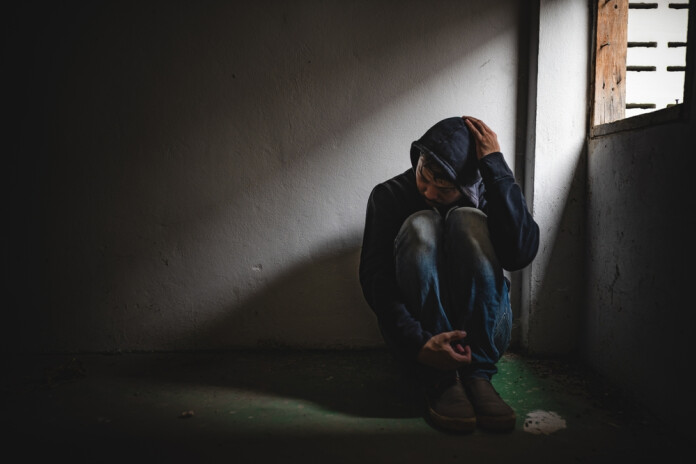 Spriež, kā vēl vairāk palīdzēt pusaudžiem ar narkotisko vielu atkarībām