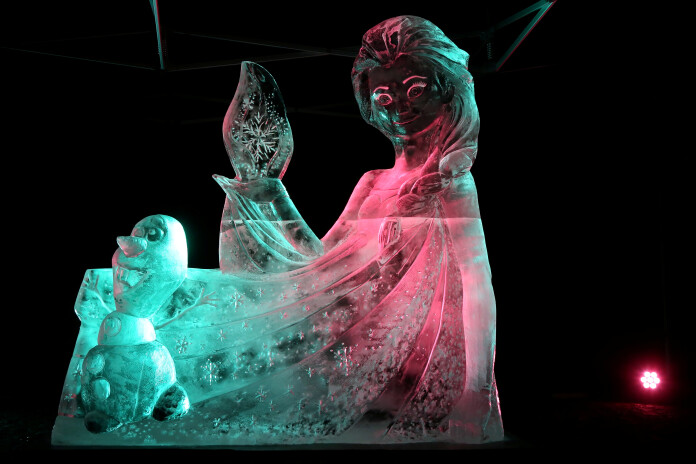 Starptautiskais Ledus skulptūru festivāls Jelgavā. Foto: Edijs Pālens