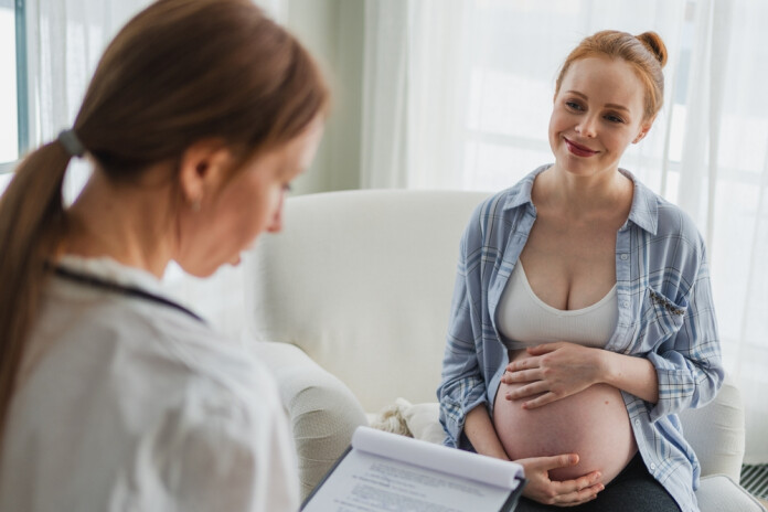 Kā aprēķina maternitātes pabalstu grūtniecei, kura pirms tam bijusi bērna kopšanas atvaļinājumā?