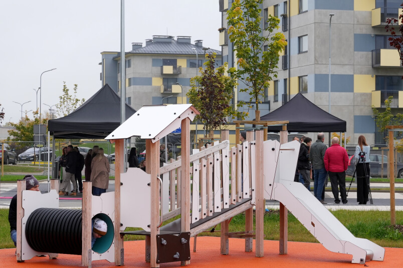 Bērnu laukums Valmierā. Autore Evija Trifanova, LETA