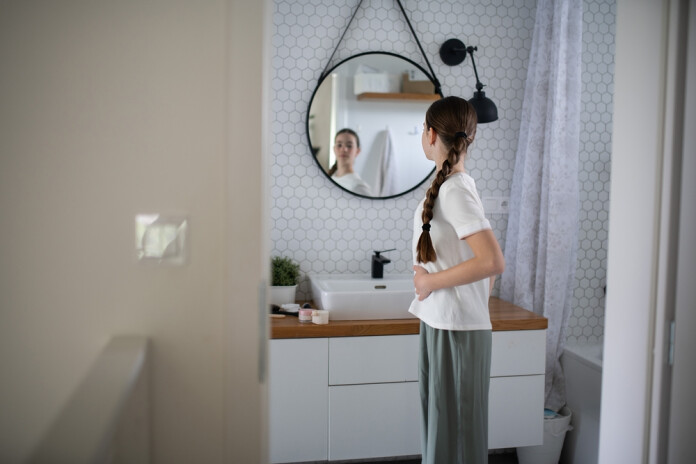 Kā jauniešiem ļaut justies pašpārliecinātākiem par savu ķermeni?