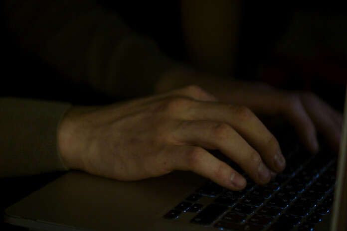 Aizvadītajā gadā Latvijā konstatēti 344 noziedzīgi nodarījumi, kas saistīti ar pornogrāfisku materiālu apriti.