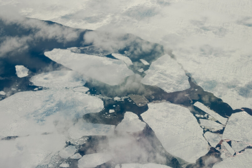 Kā tika izglābts Liepājā ledū ielūzušais zēns?