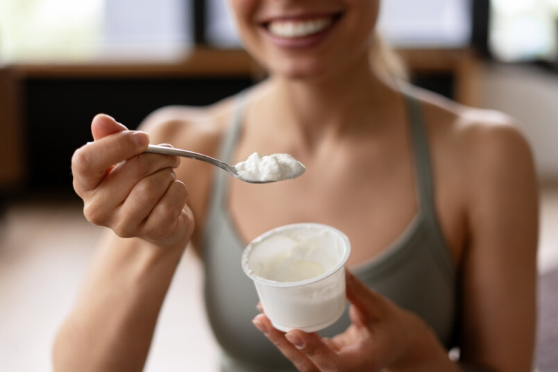 Mūsdienu tendence ir izmantot proteīna bagātus jogurtus.