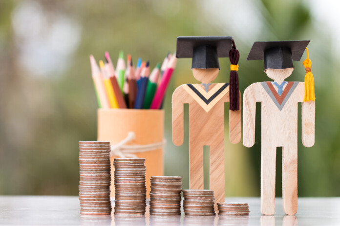 Cik maksā uzaudzināt bērnu Latvijā?