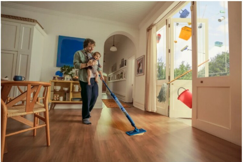 Lai grīdas mājās būtu tīras, ir jāstrādā gudrāk, nevis vairāk, un te nāk talkā Philips OneUp!