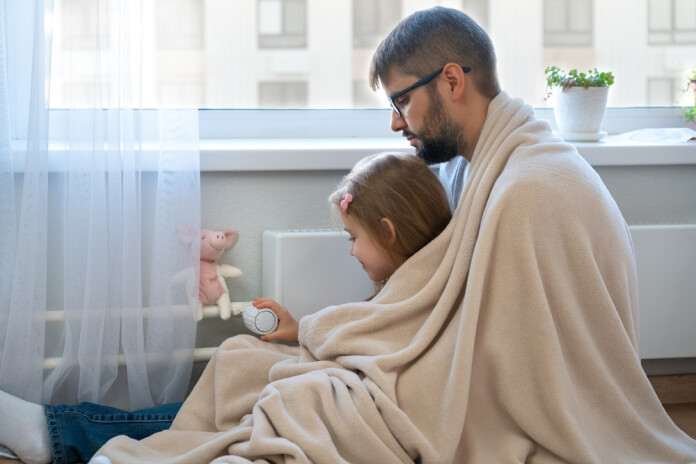 Trūcīgajiem iedzīvotājiem un ģimenēm ar bērniem palielinās mājokļa pabalstu