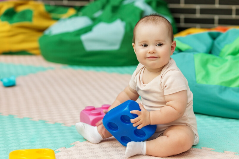 Līdzfinansējumu pirmsskolai ģimenes var saņemt, kad bērns sasniedz 1,5 gadu vecumu.