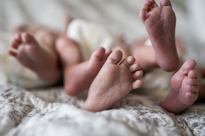 Piešķitrs atbalsts trīnīšu ģimenei