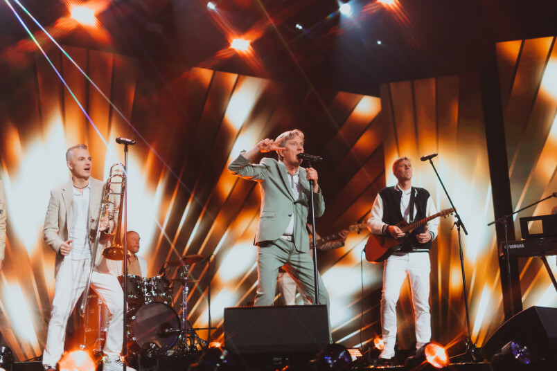 Aksels Roberts Zirnis. Grupa Labvēlīgais tips