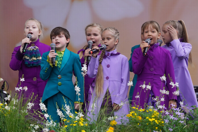 Evija Trifanova. Bērnu vokālais ansamblis Knīpas un Knauķi