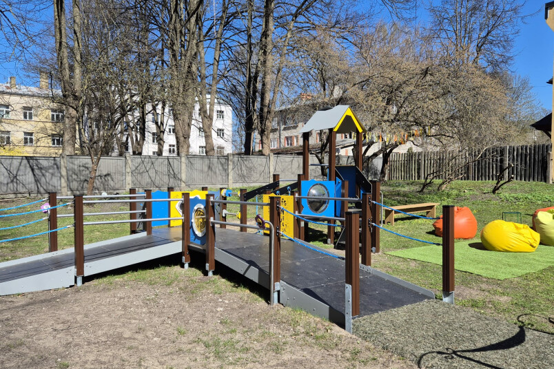 Bērnu rotaļu laukums Kaspeļu ielā