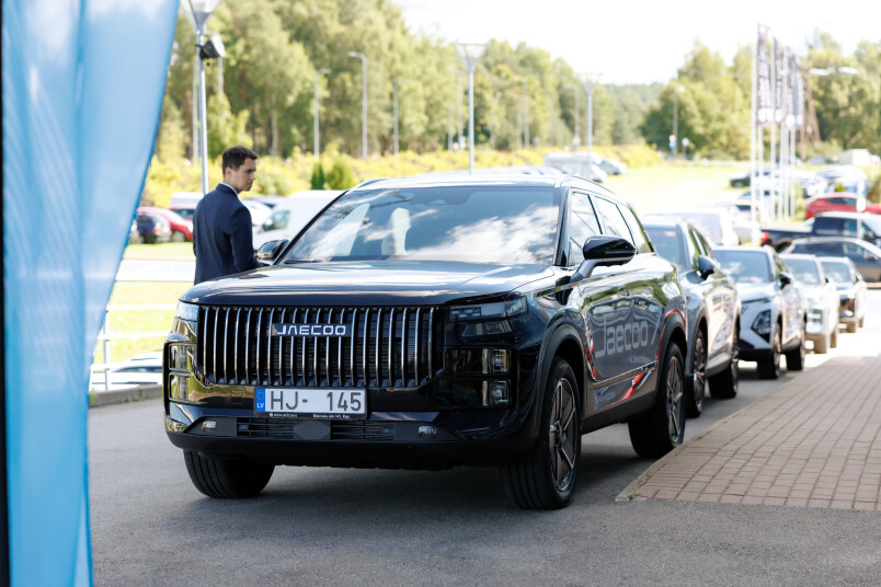 Zīmolu attīstībai piesaistīts arī finansējums, kas paredzēts automobiļu importa, apgrozāmo līdzekļu un testa automobiļu parka nodrošināšanai.
