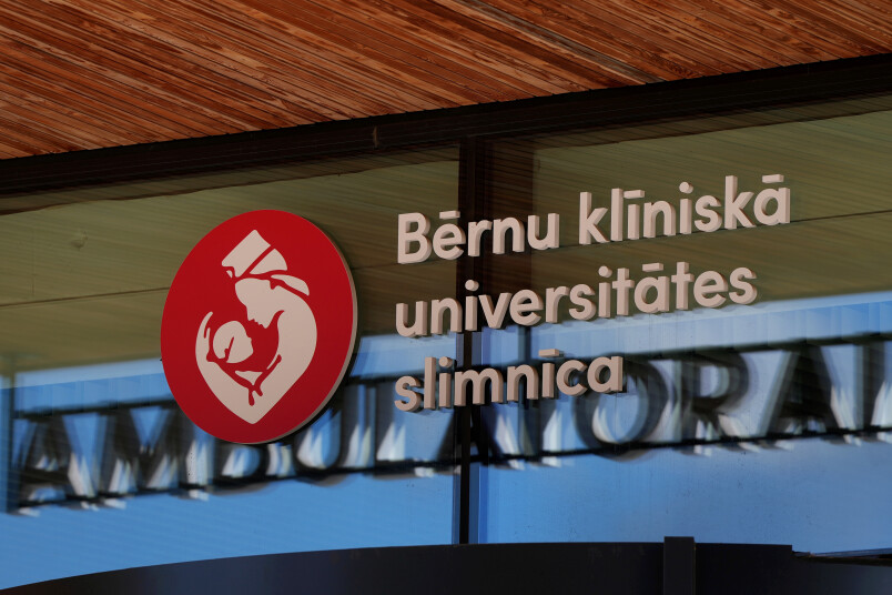 Māsu asociācija izsaka visdziļāko līdzjūtību mirušā bērna ģimenei un tuviniekiem. FOTO: Ieva Leiniša.