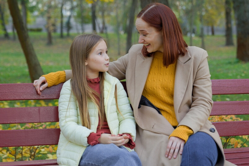 Izvēle saukt mammu vai tēti vārdā pati par sevi netiek uzskatīta par problēmu. Bet ja vecākiem tā neliekas?