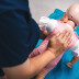 Speciālisti atgādina, ka aizrīšanās gadījumā izšķiroša nozīme ir apkārtējo cilvēku reakcijai.