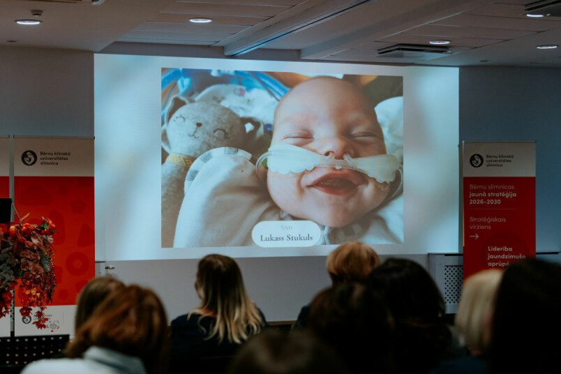 Neonatoloģijas klīnikā ik gadu tiek ārstēti aptuveni 800 jaundzimušo.