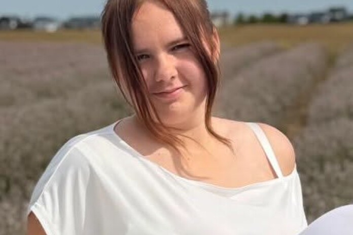 Bezvēsts pazudusi Adriana Cēsniece